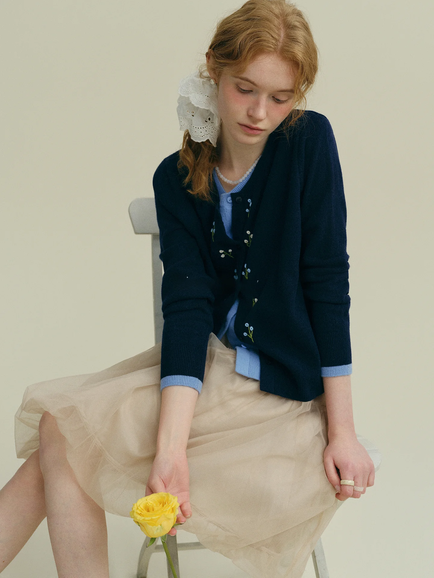 

Rina Berry Spring Gentle Wool Knitted Top Small Flower Embroidery Color Blo Simple Design Long Sve round Ne Pullover