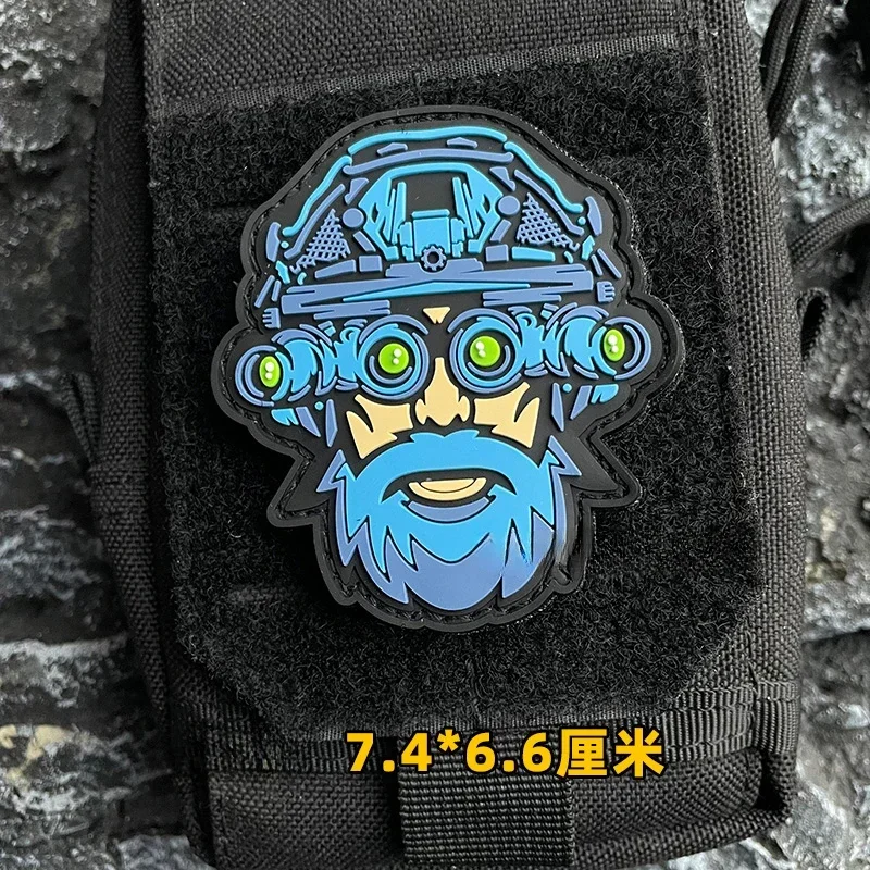 Weapon Master Morale Badge on Backpack Sticker PVC Blue Grandmaster At Arms Armband Outdoor Tactical Night Vision Device Patches