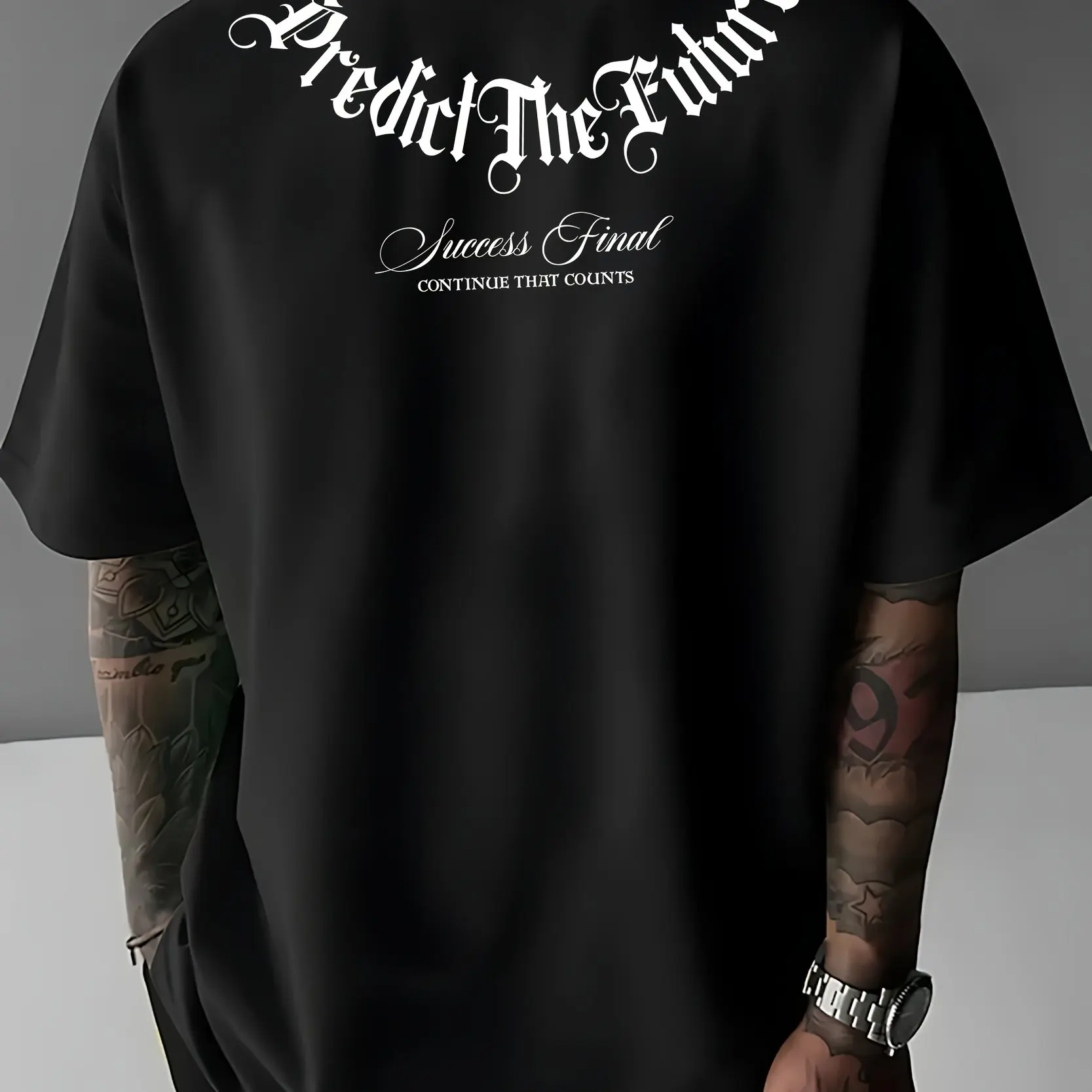 تي شيرت رجالي صيفي مريح وغير رسمي واسع الحجم مطبوع عليه حروف المستقبل برقبة دائرية وأكمام قصيرة