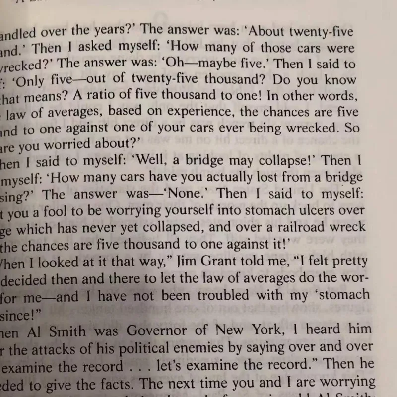 كيف تتوقف عن القلق وبدء العيش بقلم ديل كارنيجي - كتاب اللغة الإنجليزية لإدارة الإجهاد والتغلب على القلق ودليل المساعدة الذاتية