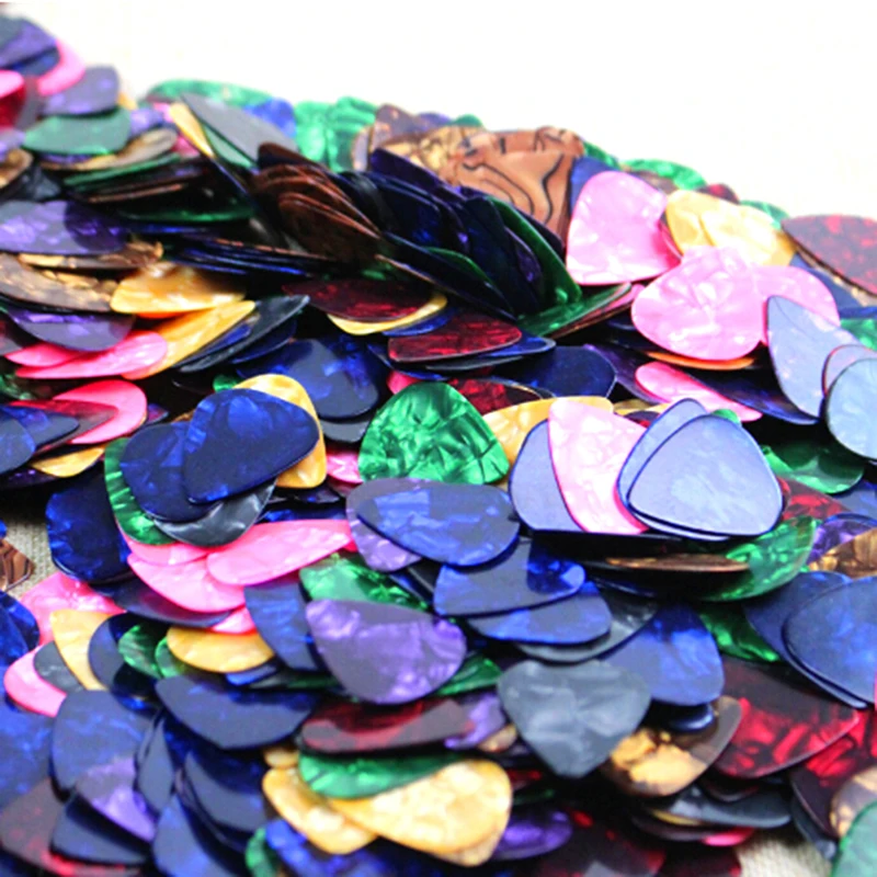 20pcs High Quality Celluloid, Extremely Durable Guitar picks 0.46mm / 0.71mm /0.96mm /random colour