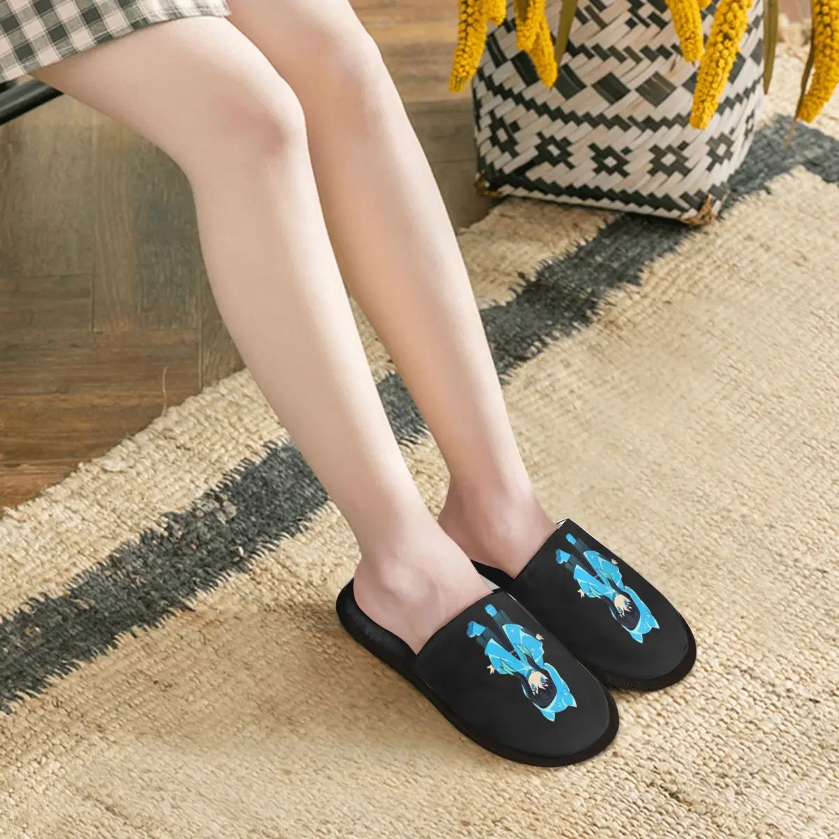 Zapatillas personalizadas de Muichiro Tokito, zapatillas de casa suaves y cálidas de espuma viscoelástica para mujer, zapatos cómodos para interiores