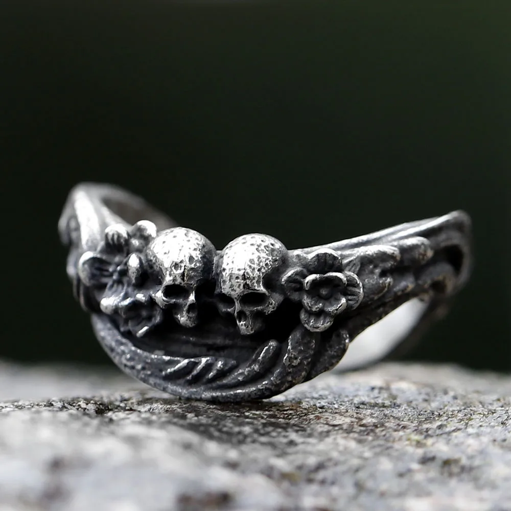 Vintage Fashion Punk Flower Domineering Skull Ring für Männer und Frauen Ring Biker Motorrad Schmuck Großhandel Kostenloser Versand