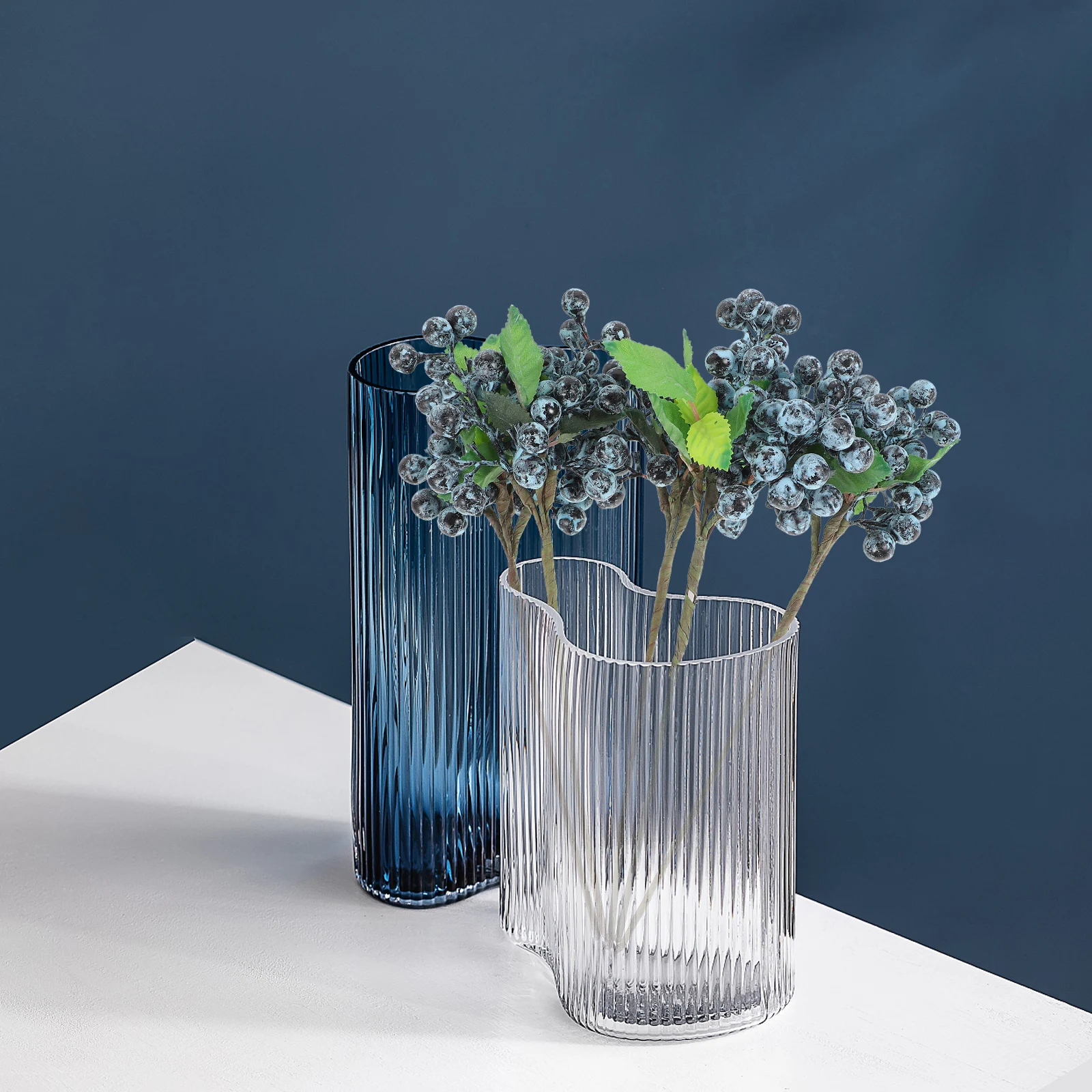 

5Pcs Artificial Berry Stems Blueberry Decor for Christmas Wedding Thanksgiving Party Flower Arrangement Supplies