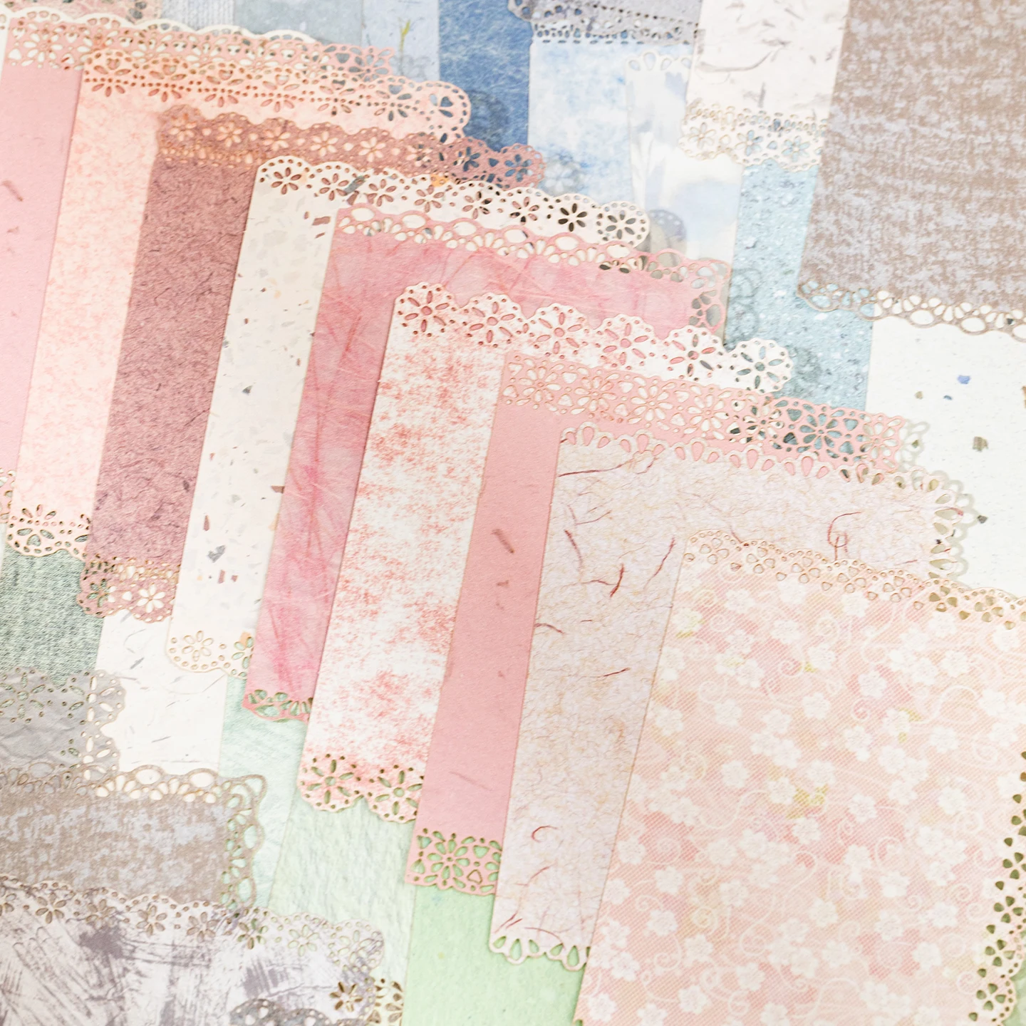 Hollow Lace Border Decorative Lightweight Paper 20 Sheets, 4 Tone Floral Vintage Writable Paper for Hand Account DIY
