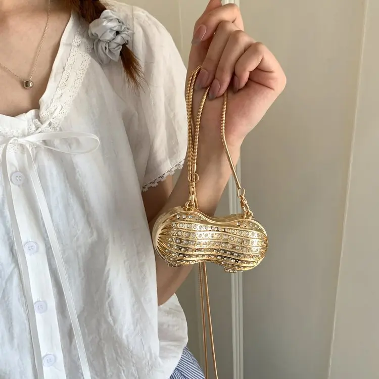 

Luxury Creative MIni Peanut Bag Lightweight Magnetic Snap Crystal Peanut Sling Bag Acrylic Alloy Cross Body Bag Outdoor
