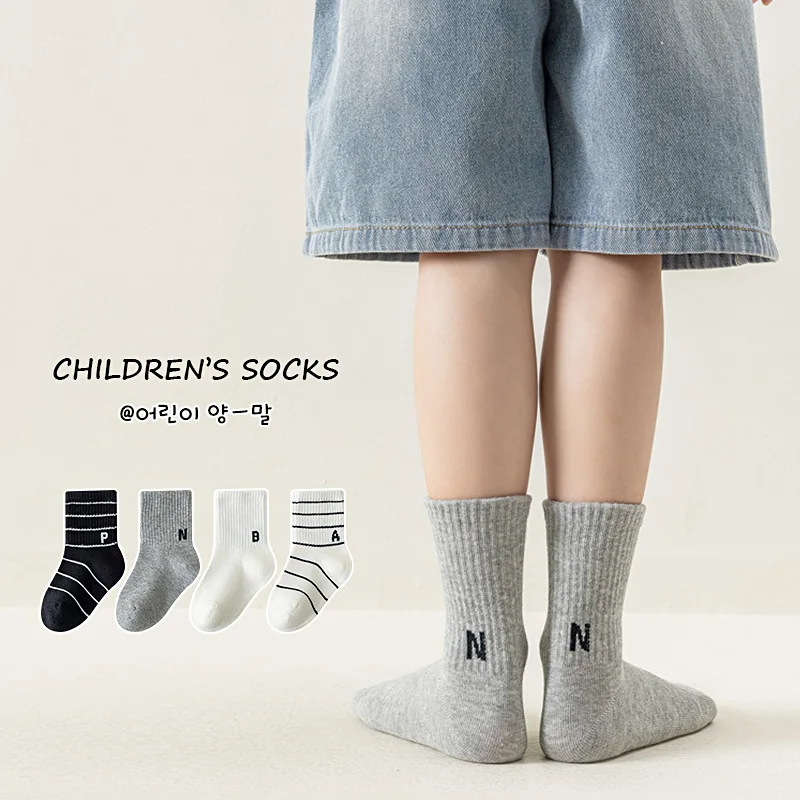 

Children's socks spring and autumn tube socks black and white stripes ins trend middle and large children's boys and girls sport