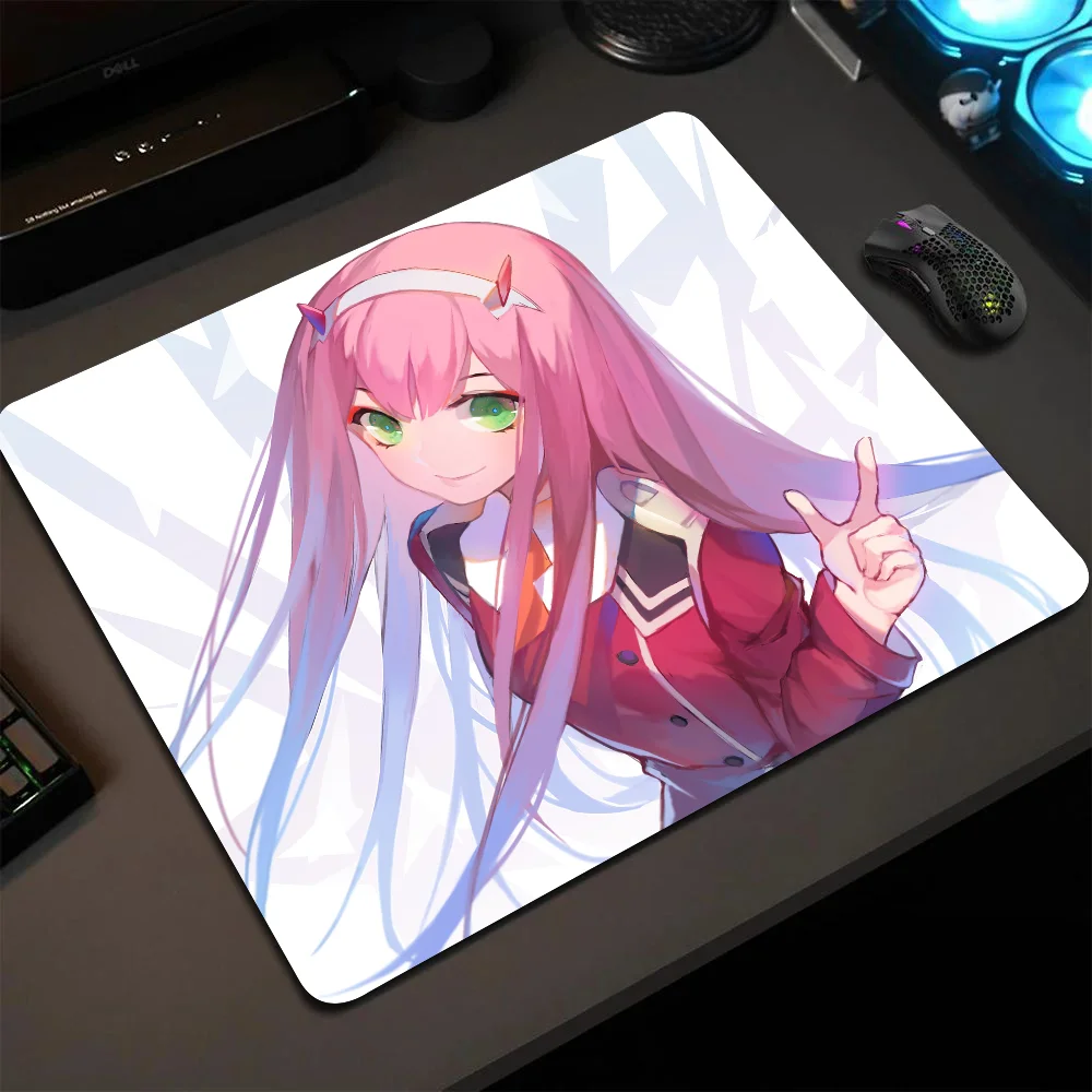 

Darling In The FranXX Anime Mousepad Small LockEdge Mouse Pad For Gamers Computer Desk Pad Anti-slip Rubber