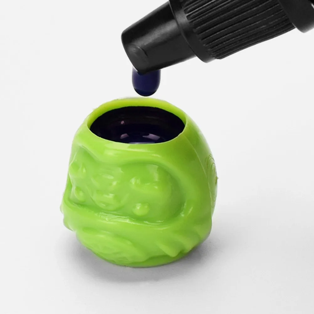 

200pcs Disposable Tattoo Ink Cups Small Plastic Pigment Containers For Tattoo Artists Ink Storage Dispensing Tattooing