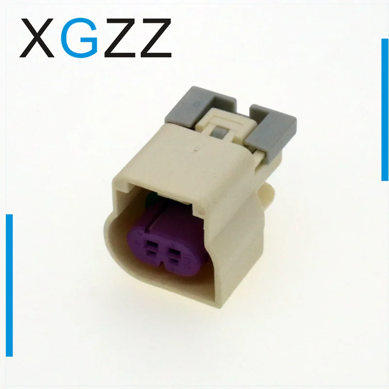 15374222 is suitable for Buick crankshaft position knock sensor plug 2-hole DJ70251-1.5-21 connector