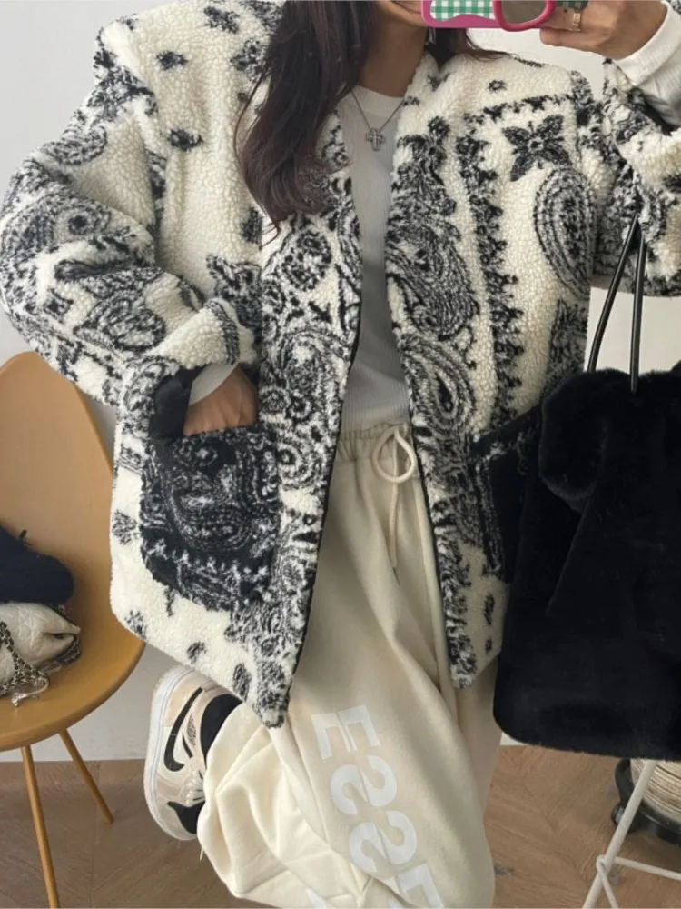 Autumn Winter 2024 New Thick Lamb Wool Jacket Women Fashion Korean Printing Cardigan Casual Warm Coat Zipper Long Sleeve Jackets