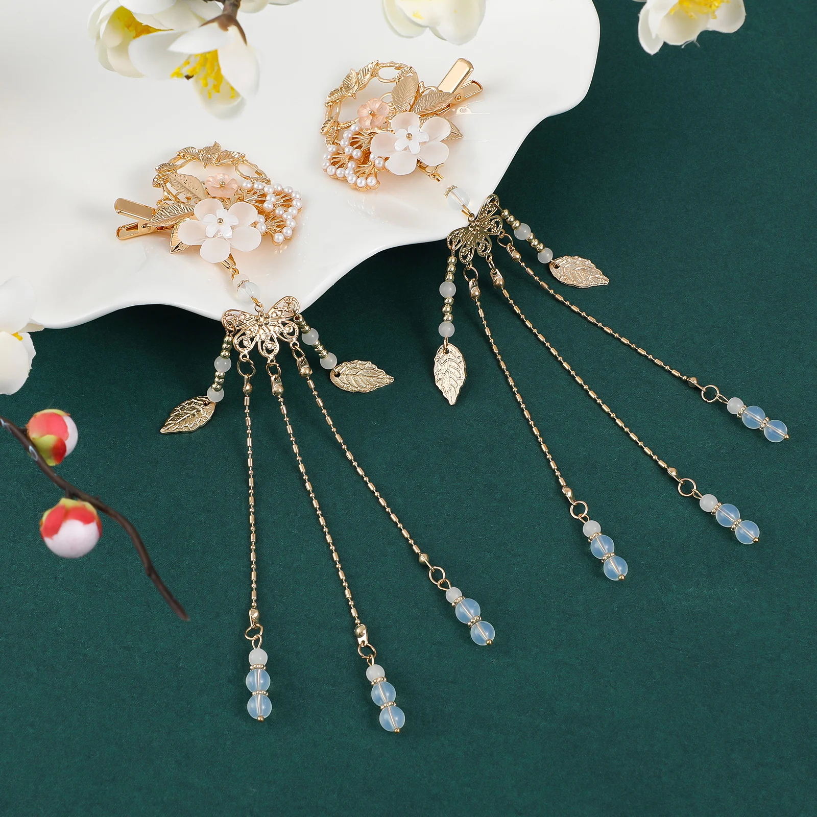 

1 Pair Ancient Chinese Style Tassel Hair Clips Imitation Jade Flower Decor Retro Barrette For Women Vintage Bobby Pins Wedding