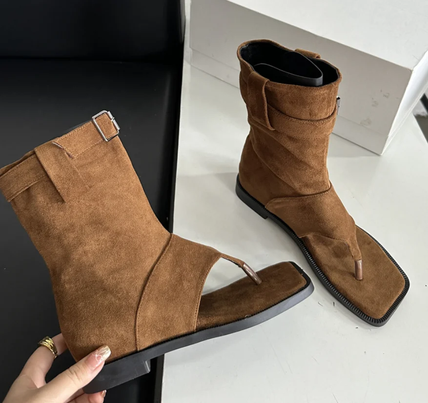 2025 Faux Suede Flock Ankle Boots Short Booties Thong Clip Toe Rome Gladiator Sandals Flat Heel Shoes Casual Buckle Strap Shoes