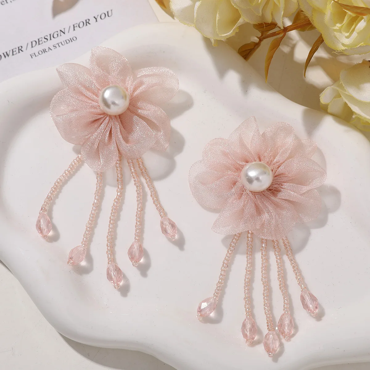 

10 шт., кисточка, кристалл, шифон, жемчужная пряжа, цветочная ткань, наклейки, нашивки для одежды, шапок, обуви, сумки, аксессуары, нашивка