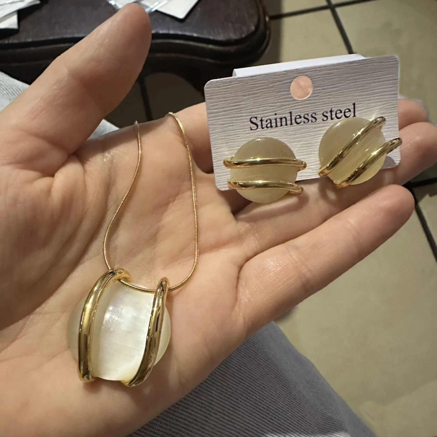 Fashion Classic Gold-plated Stainless Steel Natural Stone Earrings Necklace Round Opal High-quality Women's Party Jewelry Gifts