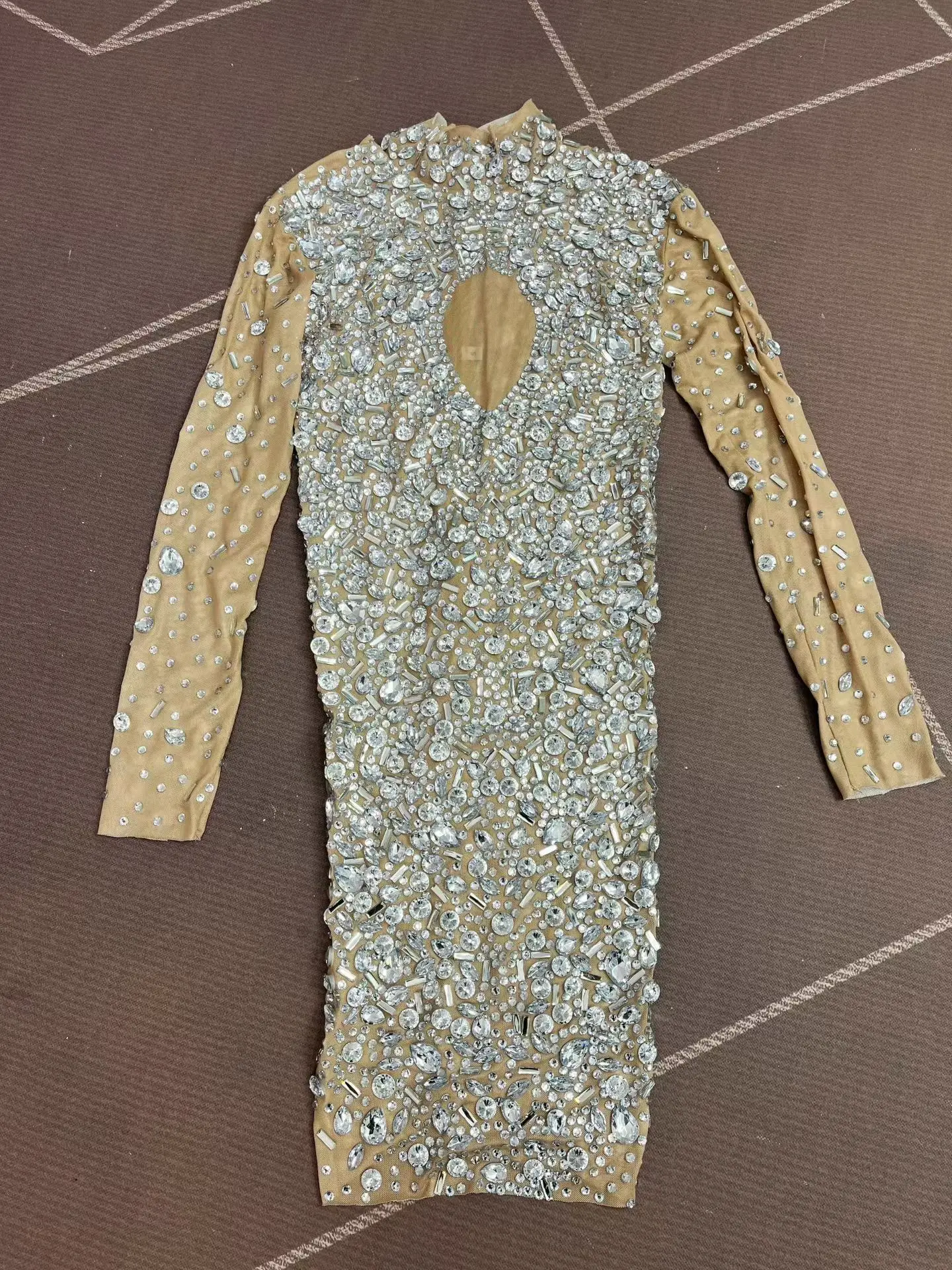 Luksusowa sukienka damska Cuicanduanqun, srebrna, wysadzana diamentami, seksowna, z siateczki, idealna na bankiet, urodziny, koktajl, studniówkę.