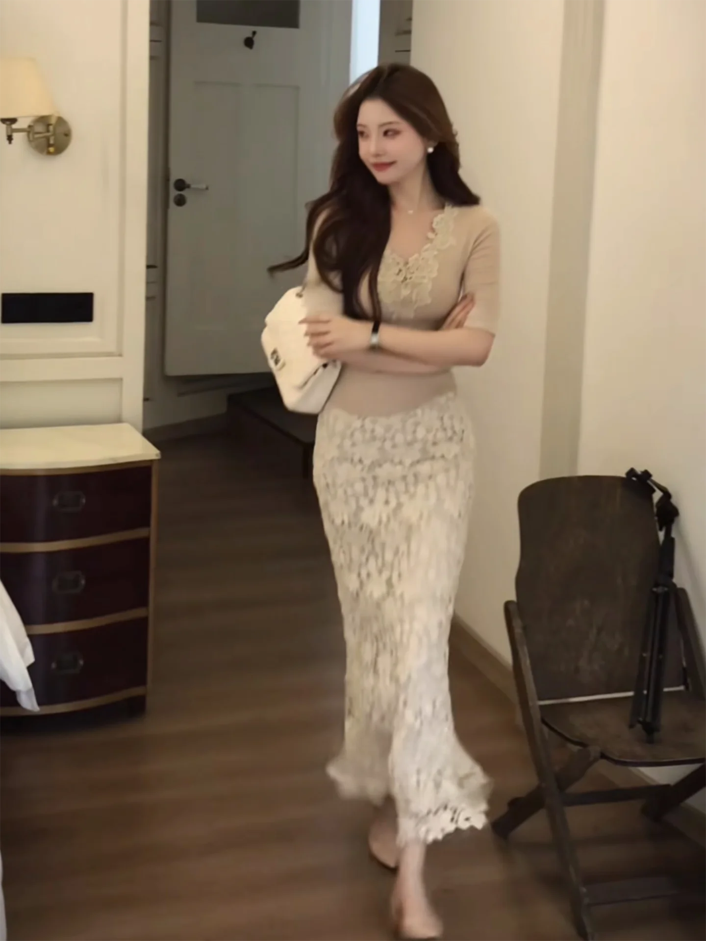 Elegant Long Lace Fish Tail Half Skirt Women's Spring New Style Hollow out Heavy Work Gentle Wind Skirt High Waist Design