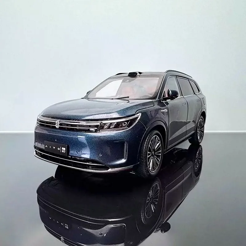 

AITO M7 Ultra Alloy Simulation Car Model,SERES SUV Decoration,Die-Cast Metal Replica,Boy Gift,Adult Collectible,Blue,1:18