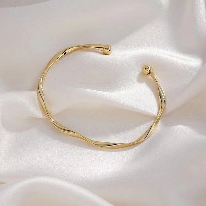 New Mobius Smooth Cuff Open Bangles Girl Bilezik Bracelet Women Wedding Jewelry Simple Mujer Pulseras Christmas Gift