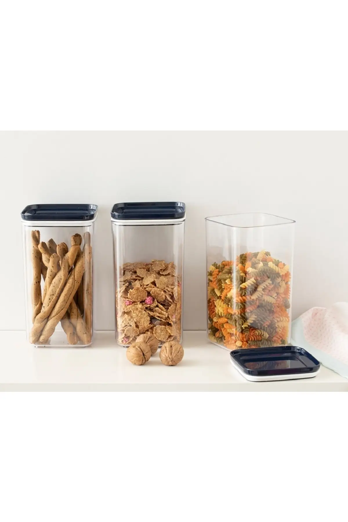 

DOLBOVI Brena 3-piece plastic clamshell container 1,5 Lt navy blue