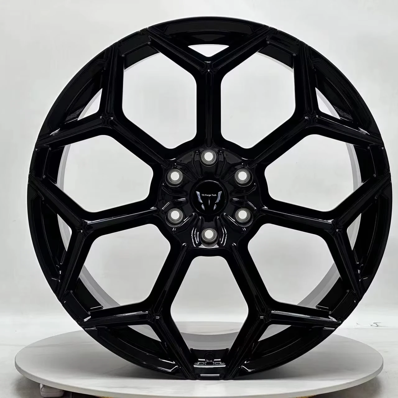 

Customized High Quality 30mm PCD 100mm Forged Aluminium Alloy Rims Bronze Finish for Mercedes-Benz for BMW Tesla 25mm 98mm 20m