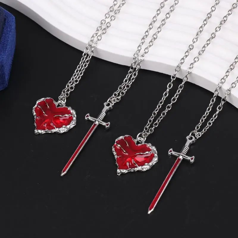 Fashionable And Beautiful Simulate Sword Heart Necklace Set Elegant Men And Women Sweater Chain Collarbone Chain Couple Gift