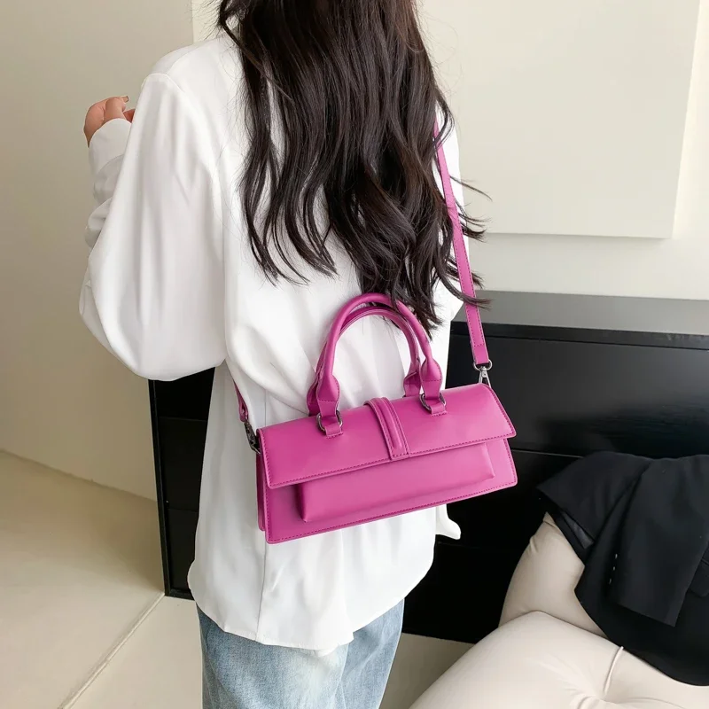 PU Leather Solid Women\'s Crossbody Bags Ladies Bags on Sale 2024 High Quality Fashion Zipper Locomotive Style Bolsas Femininas