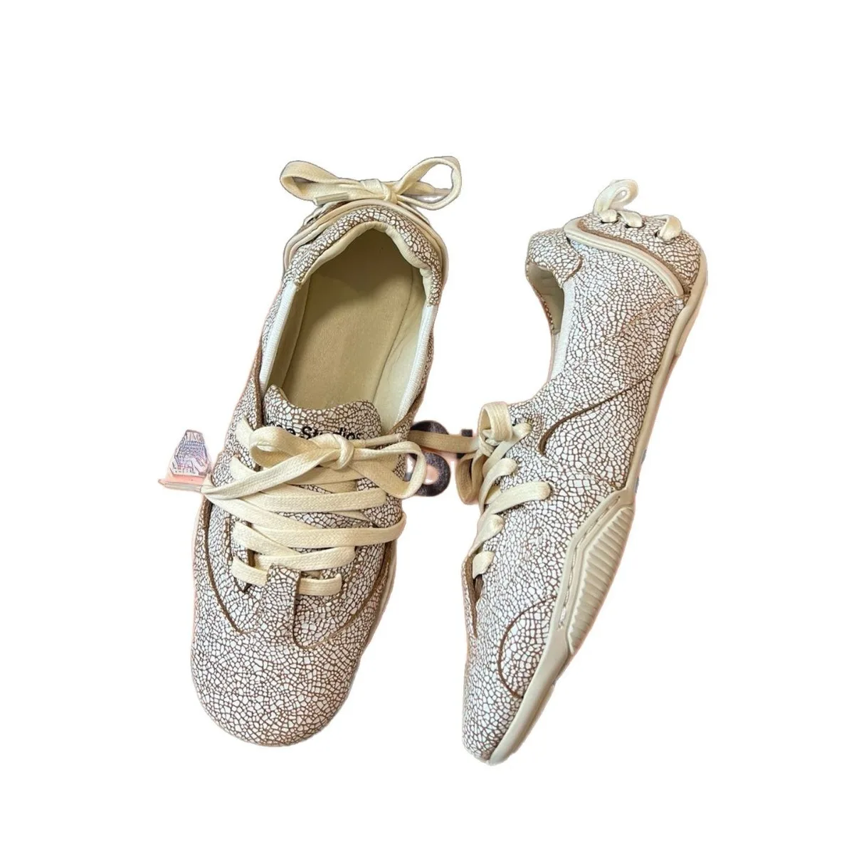 New Niche Design Fashionable Versatile Crack Retro Lace-up Sheepskin Ballet Sports Casual Shoes Spot