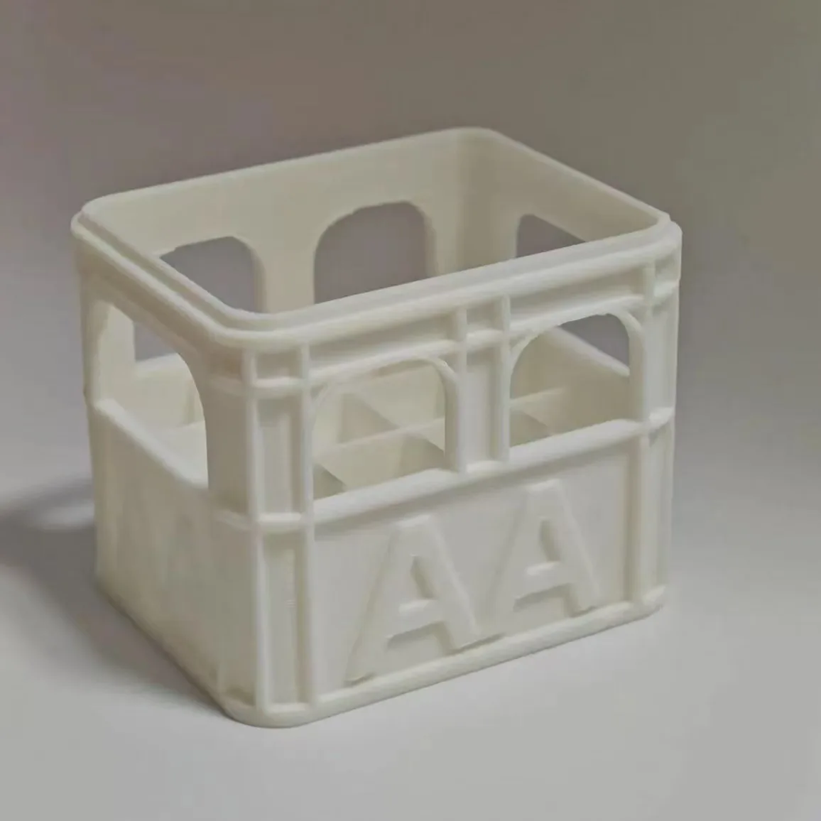 الإبداعية البيرة قفص حامل صندوق البطارية رواية صندوق تخزين الفن الجمالي منظم سطح المكتب مناسبة لبطاريات AA/AAA/18650