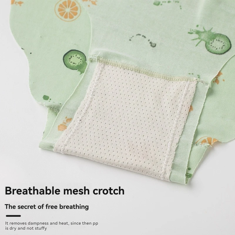 Cross border women's triangle pants printed with ice silk, seamless, low waist, large size, quick drying, wavy edge printed wome