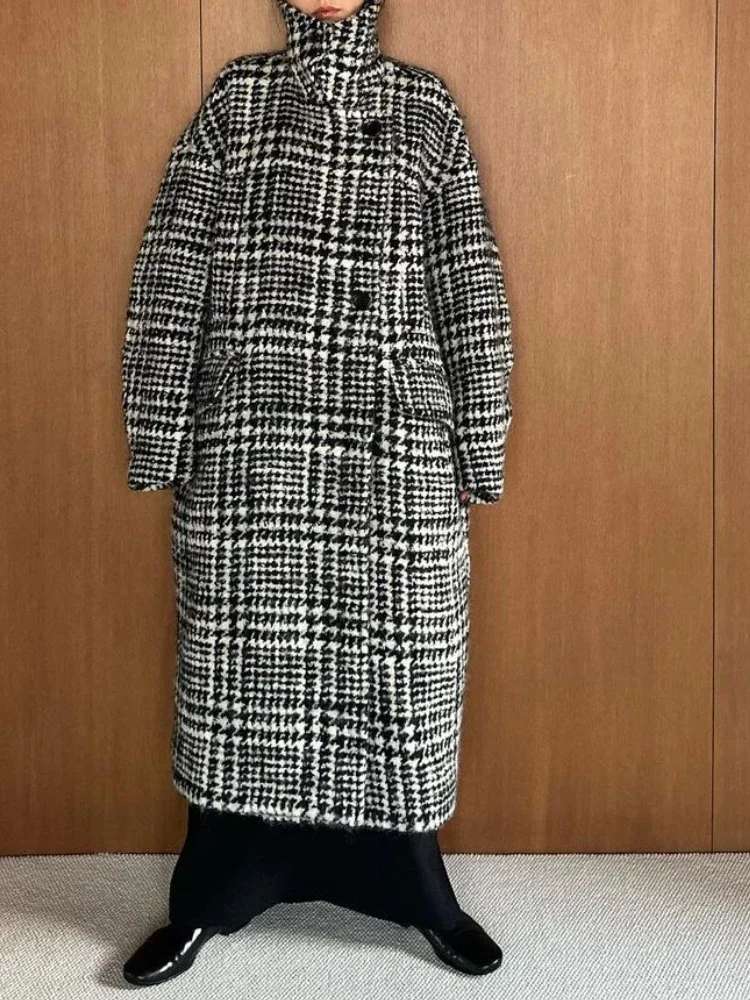 Autumn Winter Vintage Plaid Lamb Wool Jackets Notched Collar Single Breasted Loose Long Coats 2024 New Japanese Warm Outwears