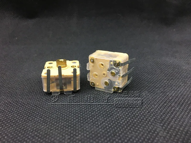 

CBM-223P double PVC film variable capacitor 140p+60p radio AM/FM medium wave ore machine tuning