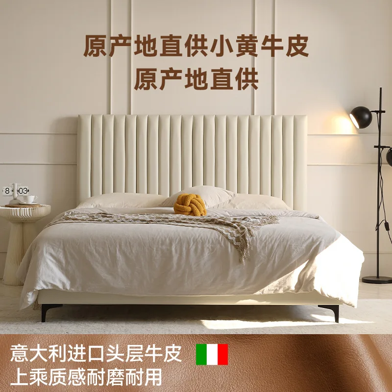 Einfaches Doppelbett aus Windleder