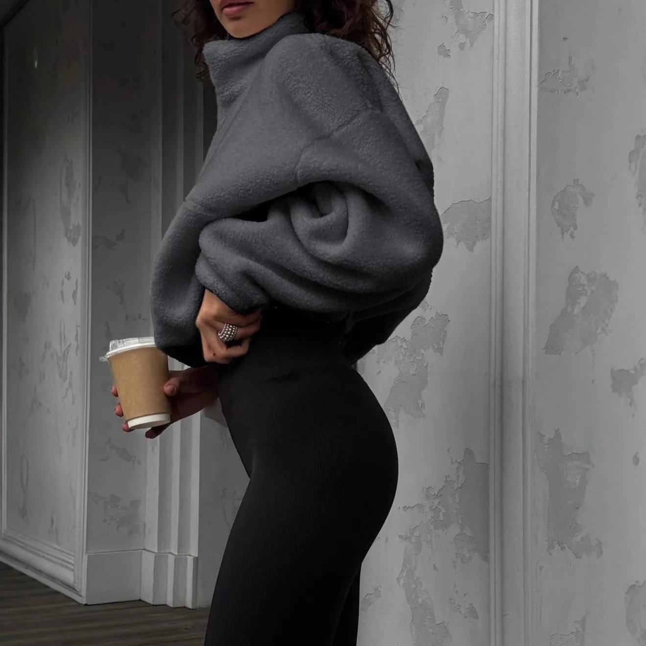 Damskie bluzy 2025 jesień zima sherpa pulower uniwersalna ciepła jednolita kolorystyka zapinana na zamek pluszowa kurtka odzież