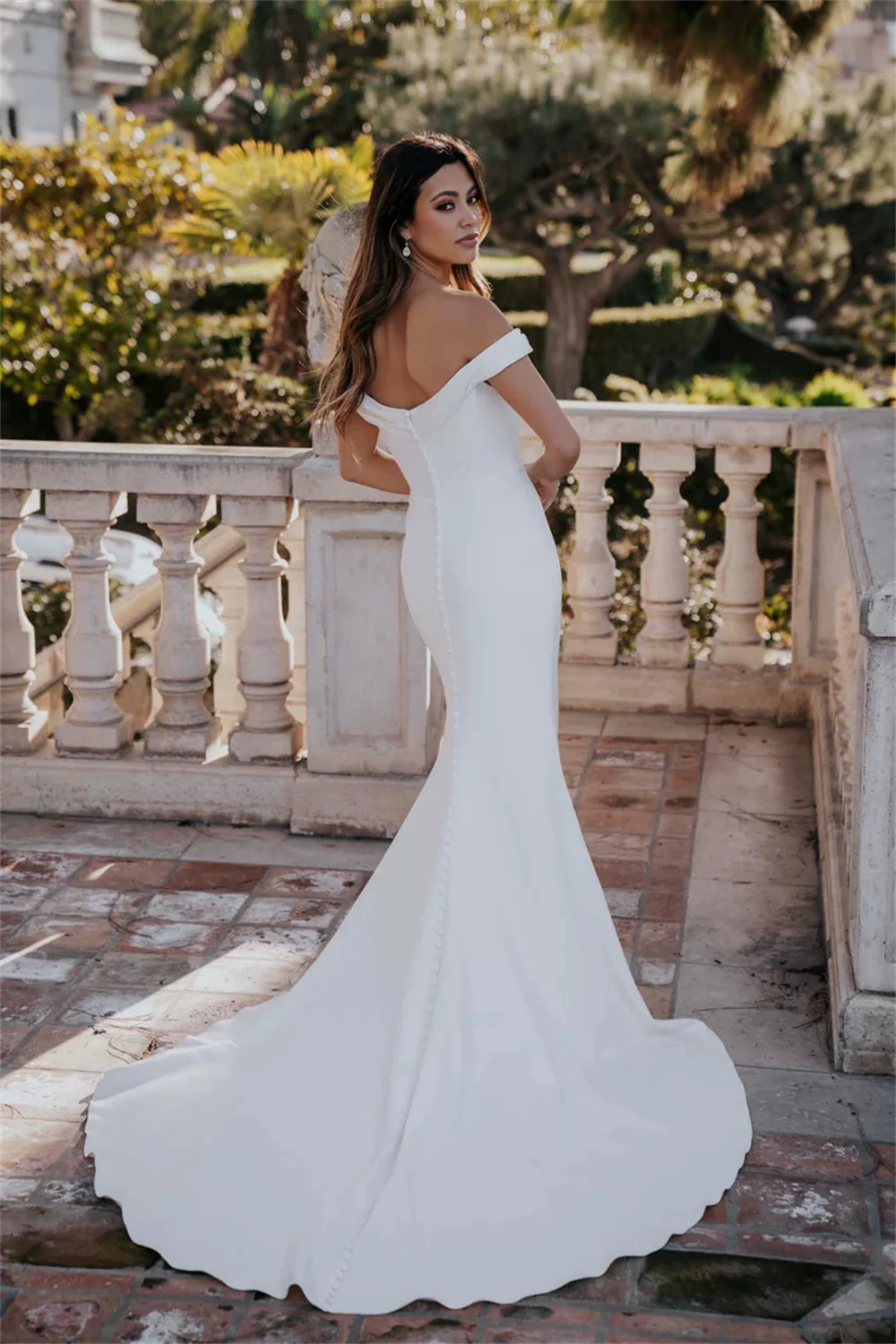 Tokyo Customized Elegant Off Shoulder Wedding Dress Sleeveless Satin Court Train Bridal Gowns 2025 White Mermaid Wedding Gowns