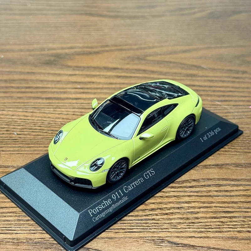 Minichamps 1:64 911 992.2 Gt3 Targa 4 Gts, Simulation Miniature en alliage moulé sous pression, modèle de voiture de sport statique, jouets personnalisés, cadeaux, en Stock