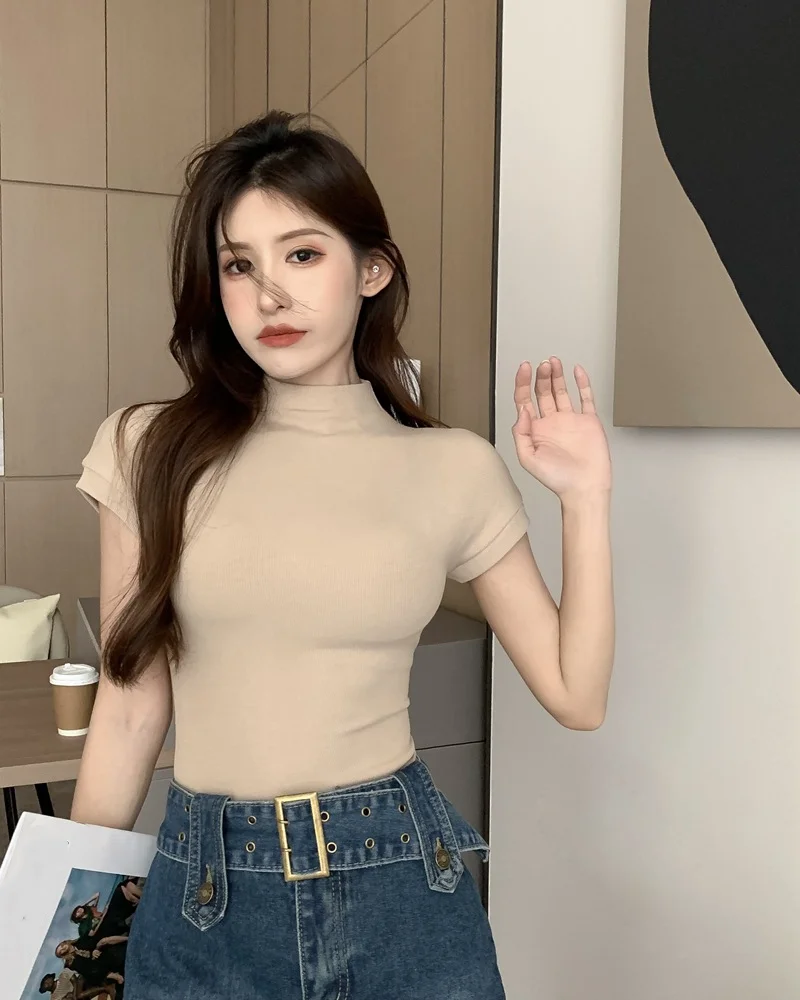 بلايز قميص الموضة الأساسية المحاصيل سيدة قصيرة الأكمام Crewneck نحيل تي شيرت الصيف المحملة للنساء Vintage قمة Harajuku Y2k الشارع الشهير