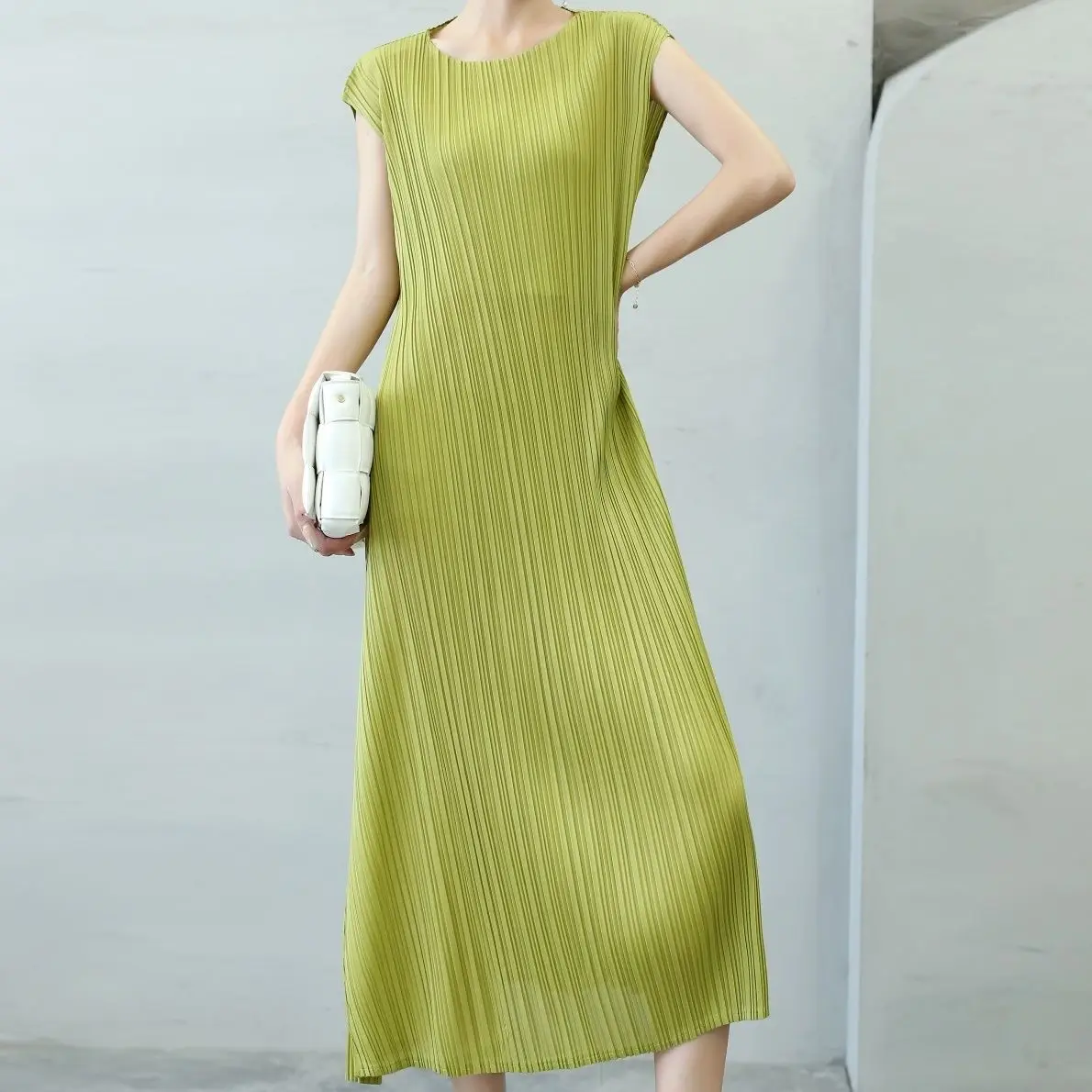 Pleated Dress 2023 Summer New Thin Fairy Sleeveless Large Swing Dress Large Solid Pleated Dress