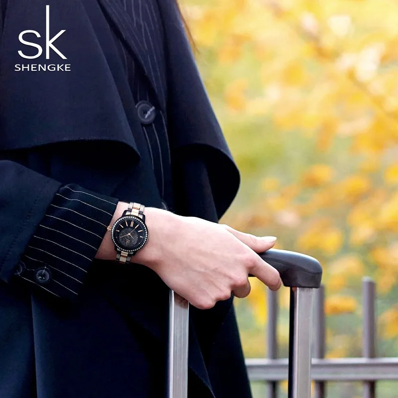 Shengke Hot Sales Woman's Watches Fashion Ladies Watch Set Diamond Necklace Best Gifts for Female Quartz Wristwatches Montre