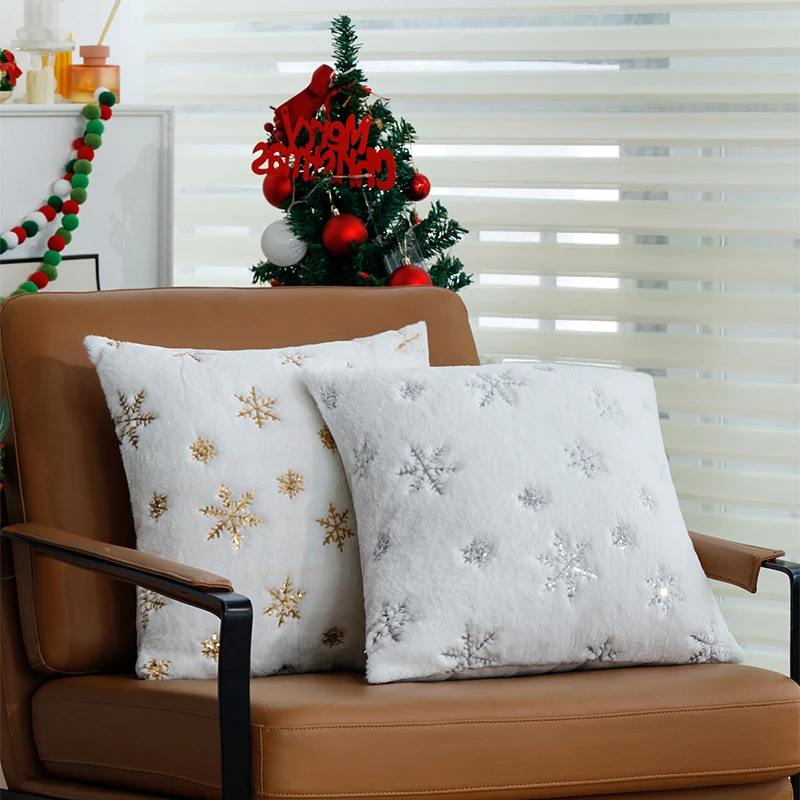 

Cushion Cover 45x45cm Christmas Snowflake Plush White Faux Fur Cozy Pillowcase for Living Room Sofa Home Decor Pillow Cover