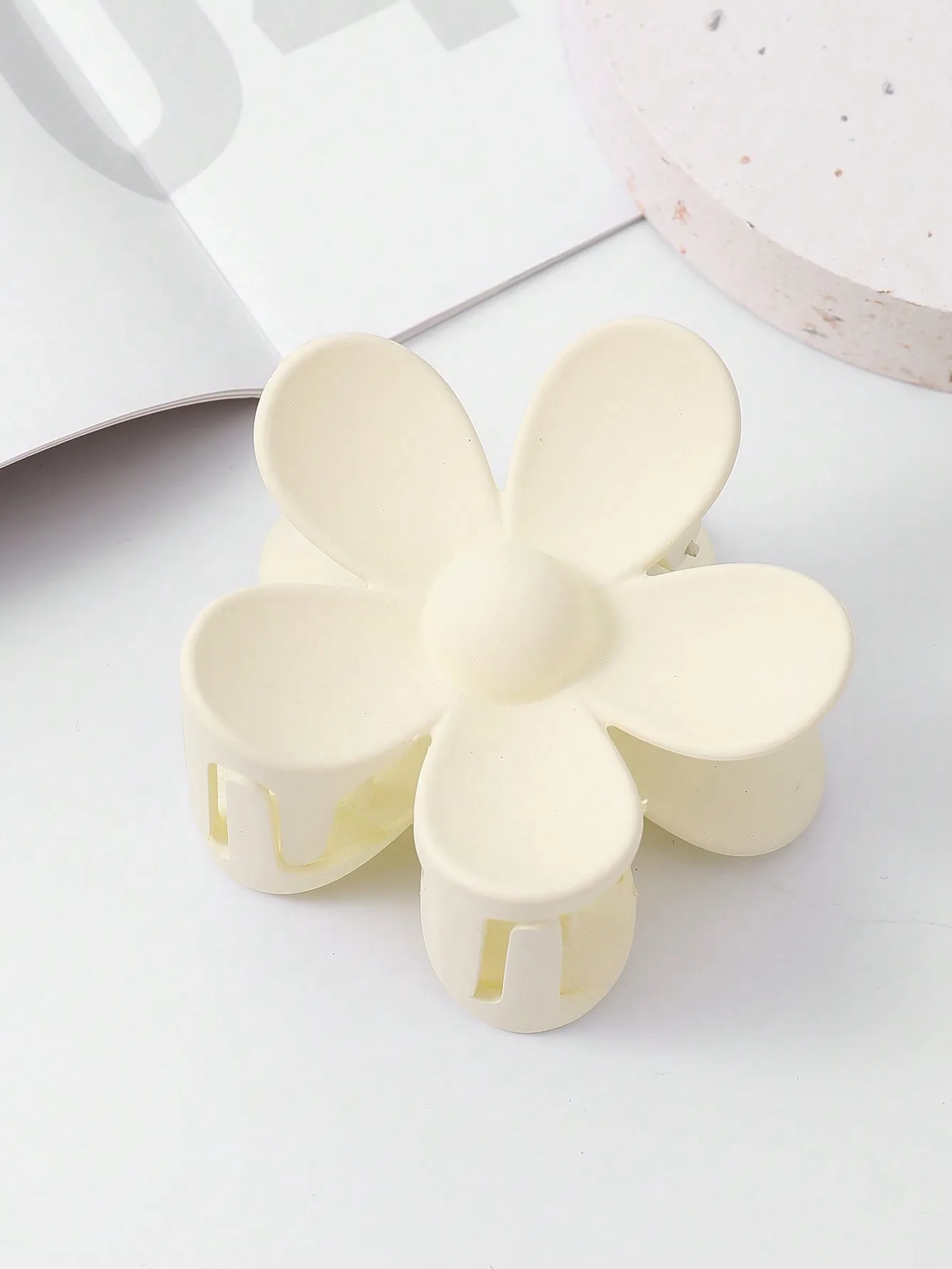 4/3/1pc Children's Solid Color Fashionable Simple Retro Classic Large Flower Design Hairpin