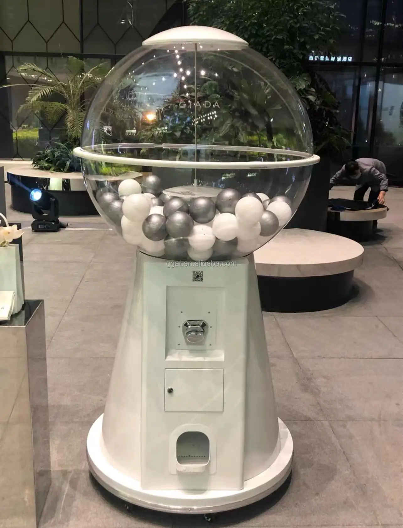 Easy Play 75-100MM Big Large Gumball Toy Eggs Gashapon Gift Balls Vending Machine Big C/apsule Coin-Paid Ca/psule Game Machine