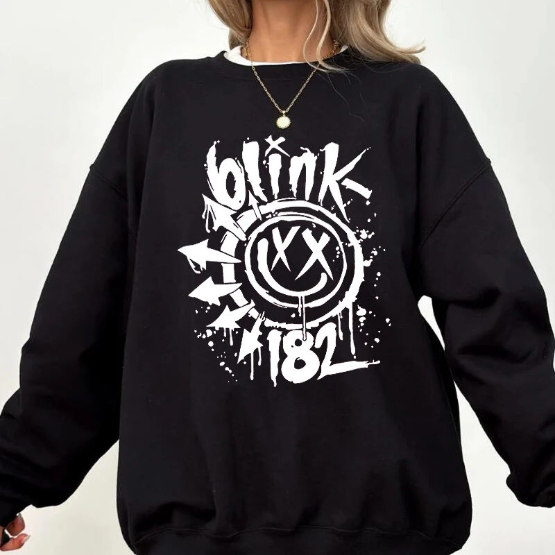 Vintage Blink 182 Round Neck Sweatshirt Smile Face Sweatshirts Trendy Rock Pop Music Band Hoodie Pullover Unisex Women Clothing