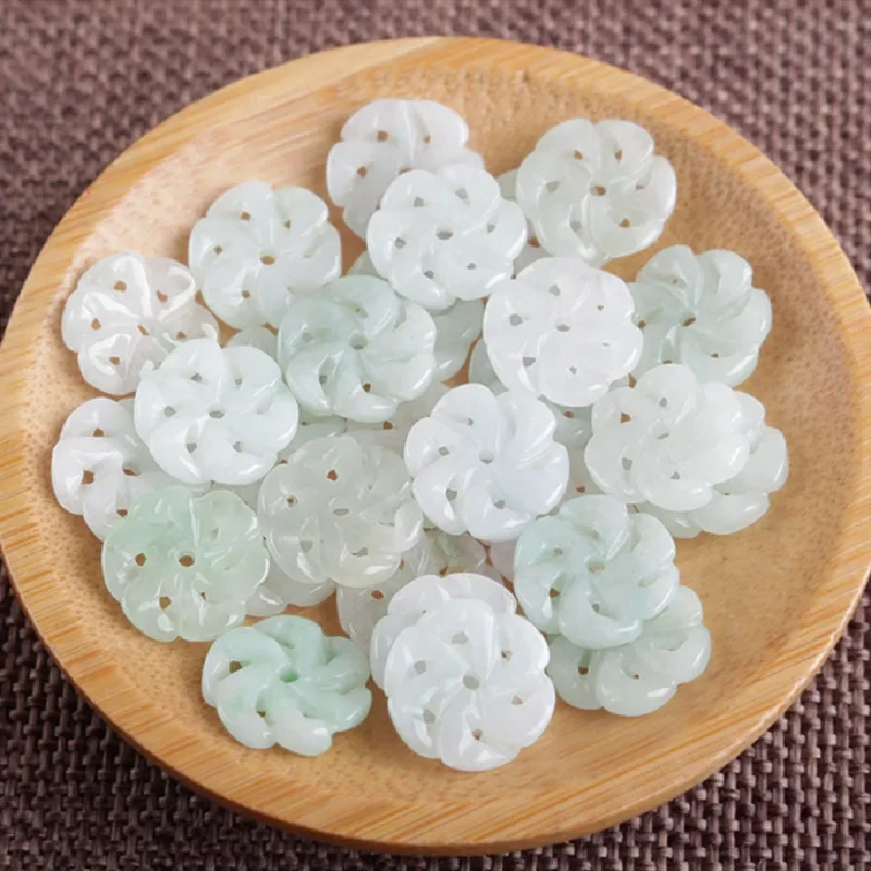 

50pcs Jadeite Small Flower Loose Beads Glutinous Seeds Jadeite Hollow Flower Handmade Bracelet Necklace with Beads Loose Parts