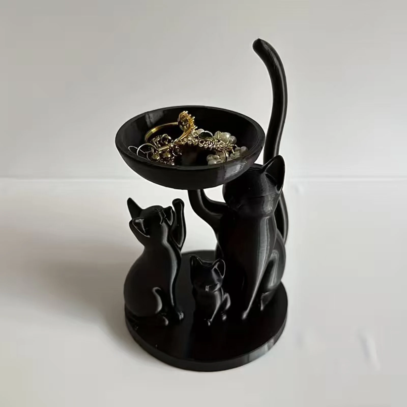 Cat Family-Shaped Jewelry Tray 3D Printed Decorative Ring Holder Ring Organizer Gifts for Cats Lovers Birthday Christmas Wedding