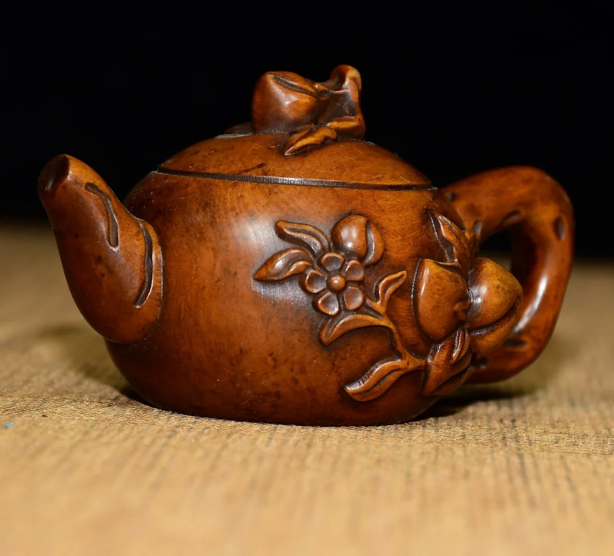 

3-дюймовая коллекция тибетского храма, старый самшит, узор с цветком персика, чайник в форме персика, ручной горшок, украшения для богатства