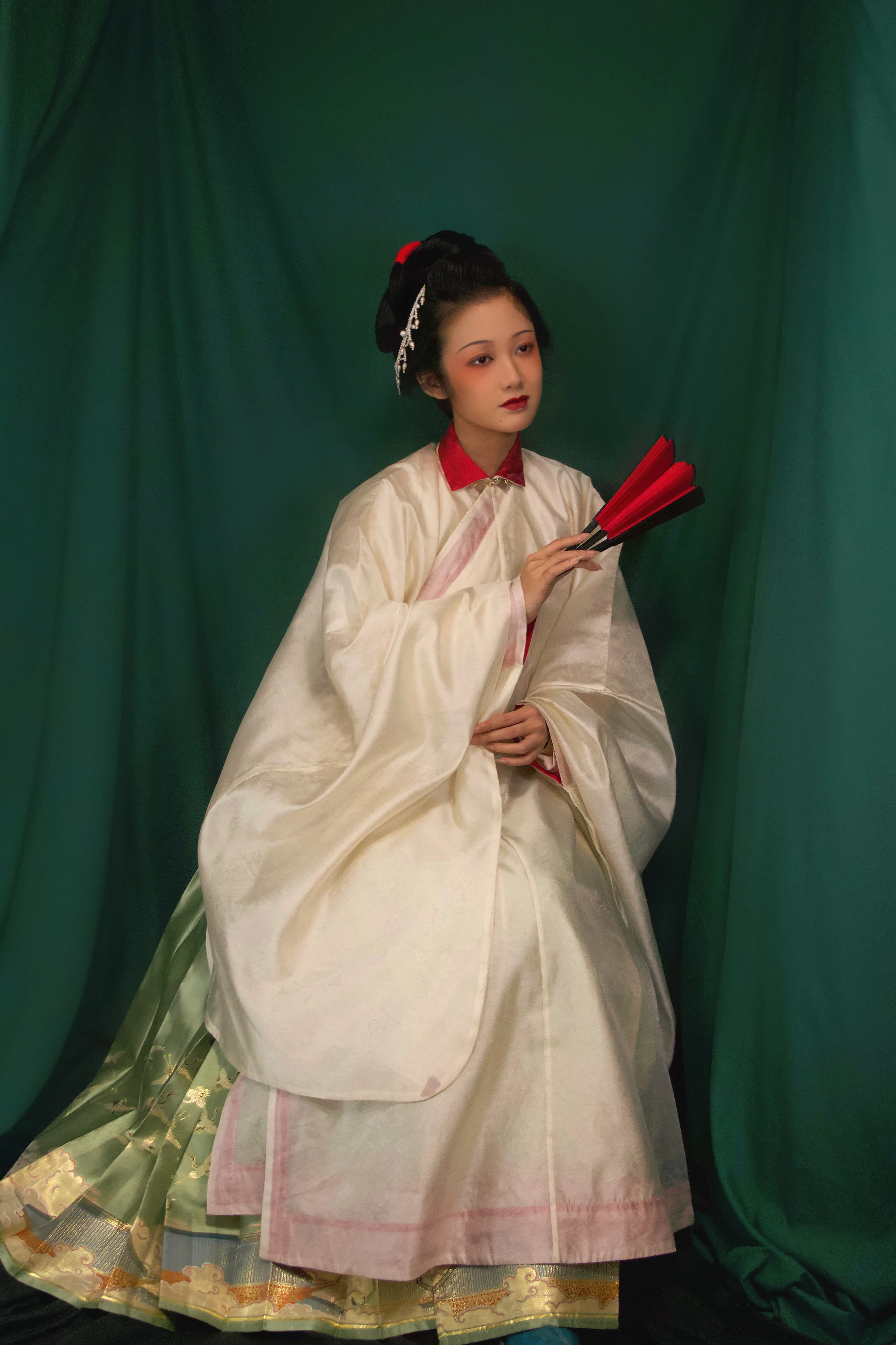 Traditional Chinese Song Dynasty Emperor's Painting Crane Pattern Women Hanfu Dress Elegant