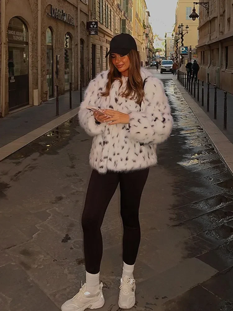 

Women's Faux Fur Coat Winter 2025 Luxury Cropped Jacket Street Style Oversized Outerwear Lady Fashion Warm Short Coat For Women