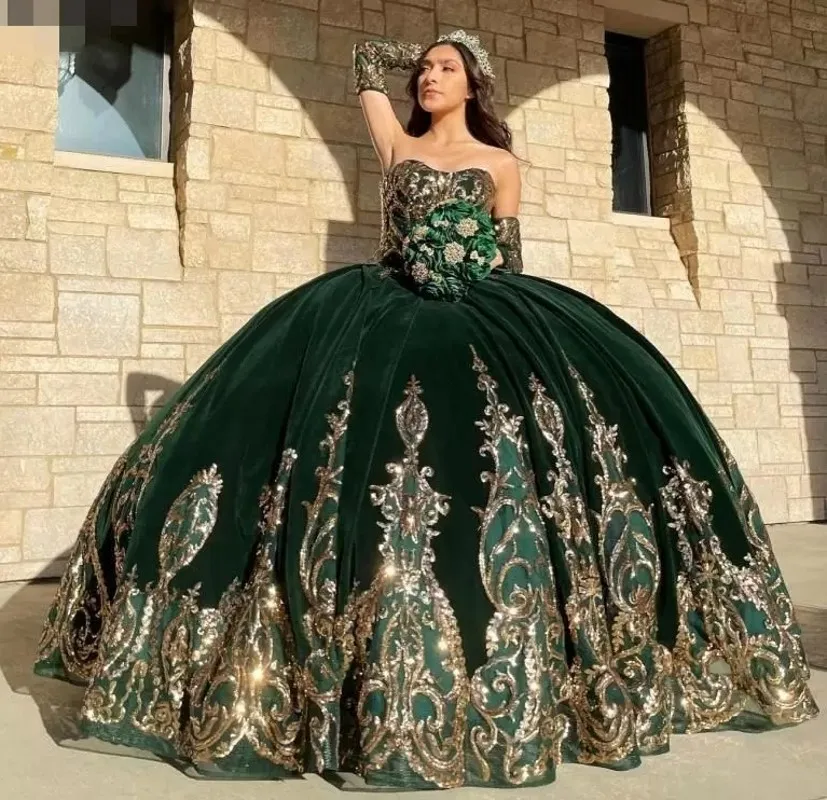 

2023 Sparkly Hunter Green Quinceanera Dresses Ball Gown Sweetheart Lace Appliques Plus Size Prom Party Wear Organza Sweet 16