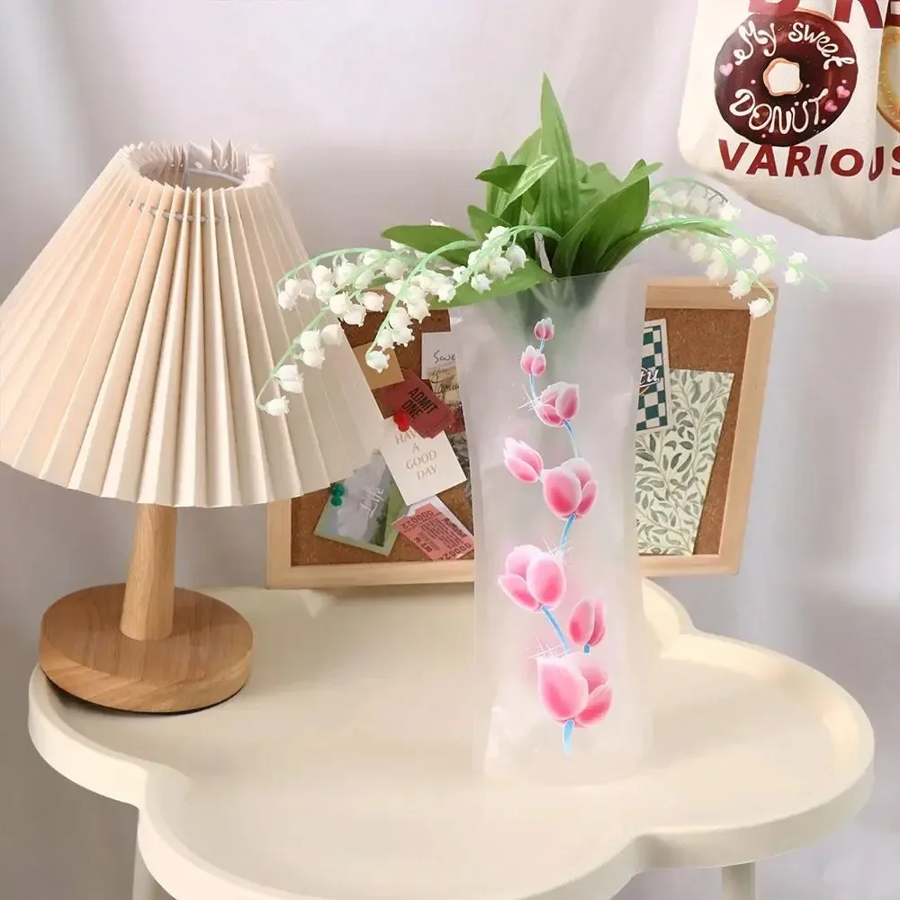 5PC kreative faltbare PVC faltbare Vase kann wiederverwendet werden Entzückende Cartoon-Vase einfach zu verstauen Einfache Vase Wohnzimmer platzsparend